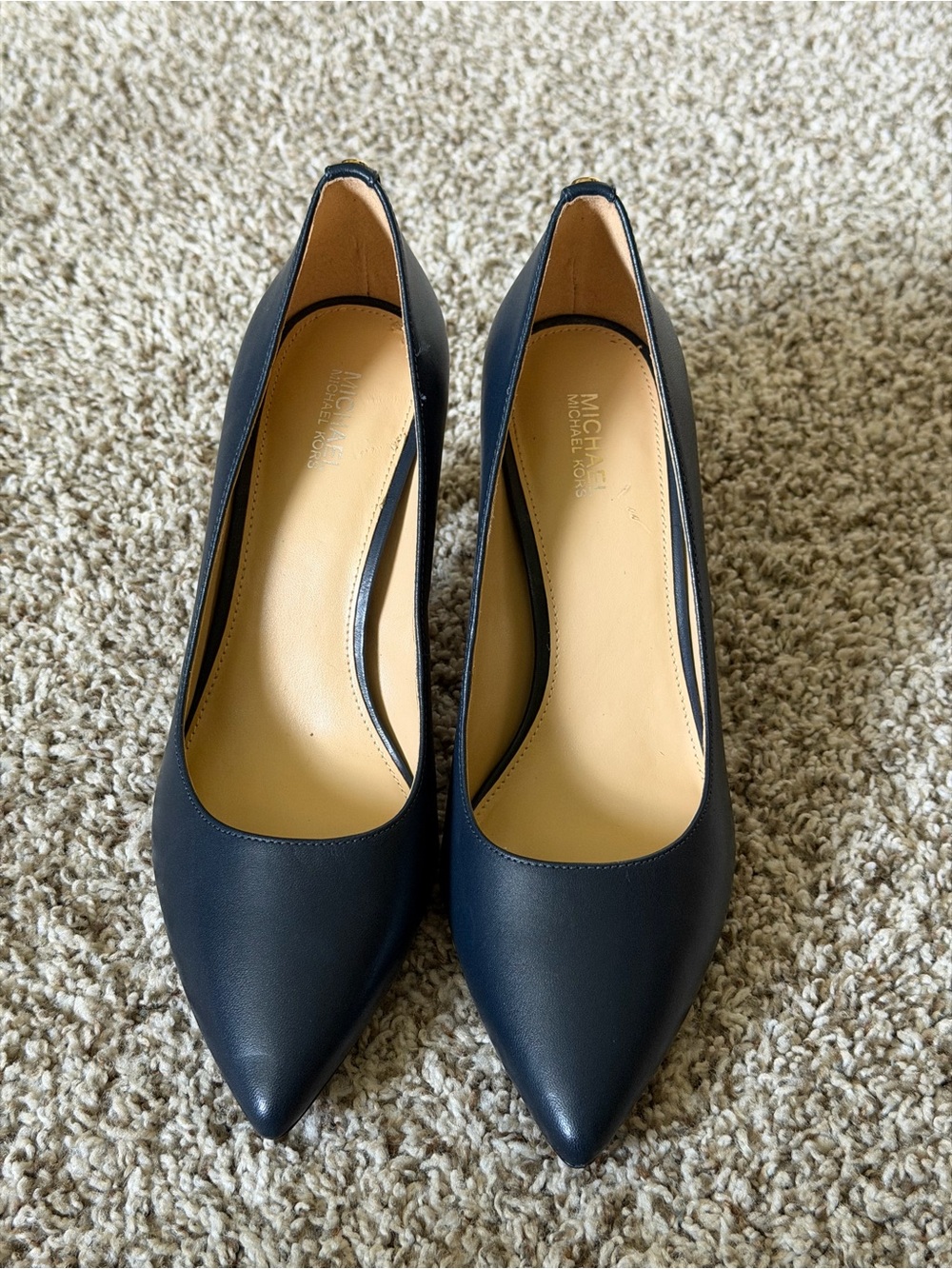 Michael Kors Milly Flex Leather Pumps - Picture 9 of 11